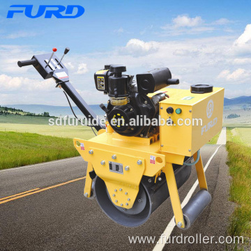 Diesel Manual Vibrating Baby Road Roller for Sale (FYL-600C)